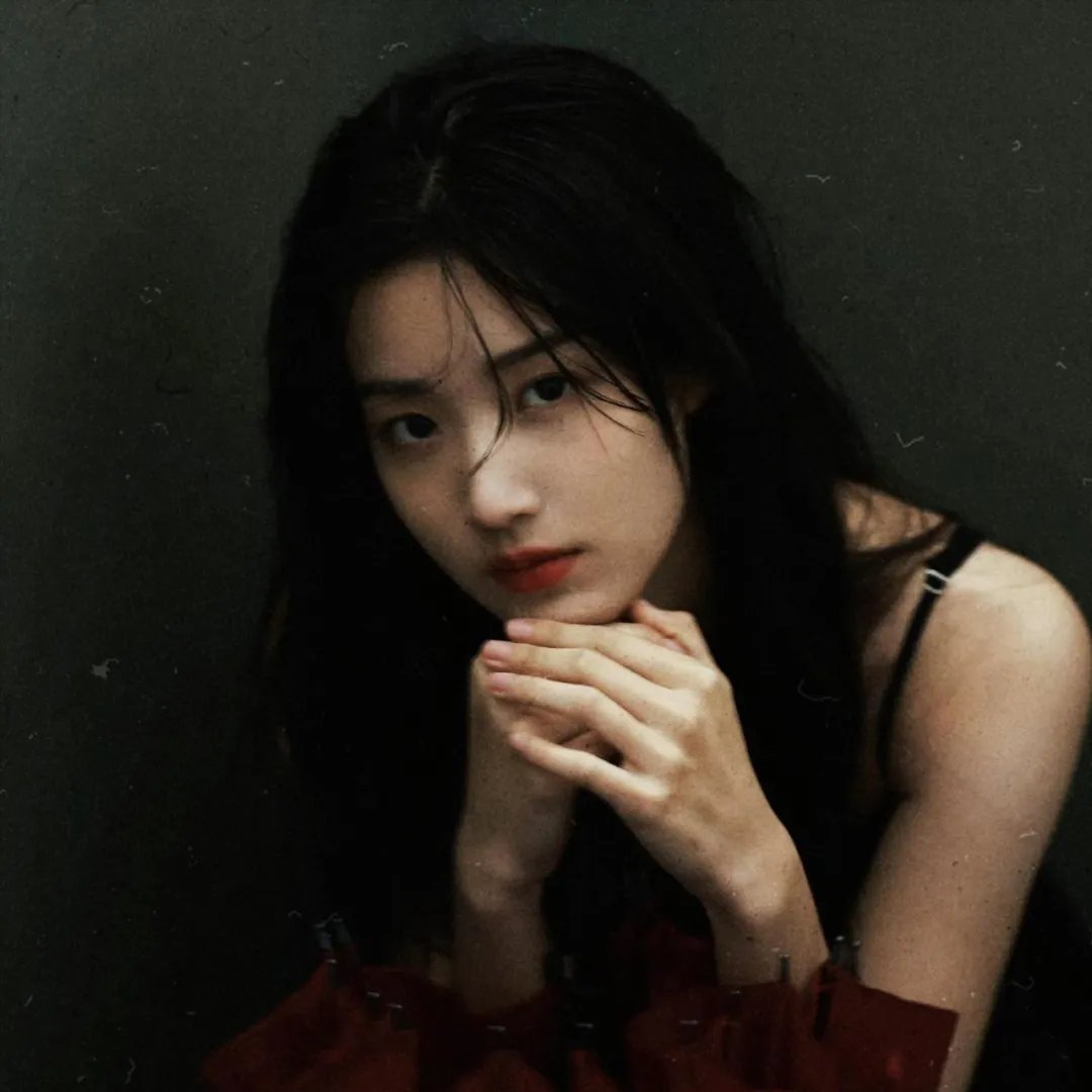 魔犬莱纳0011变身吧！